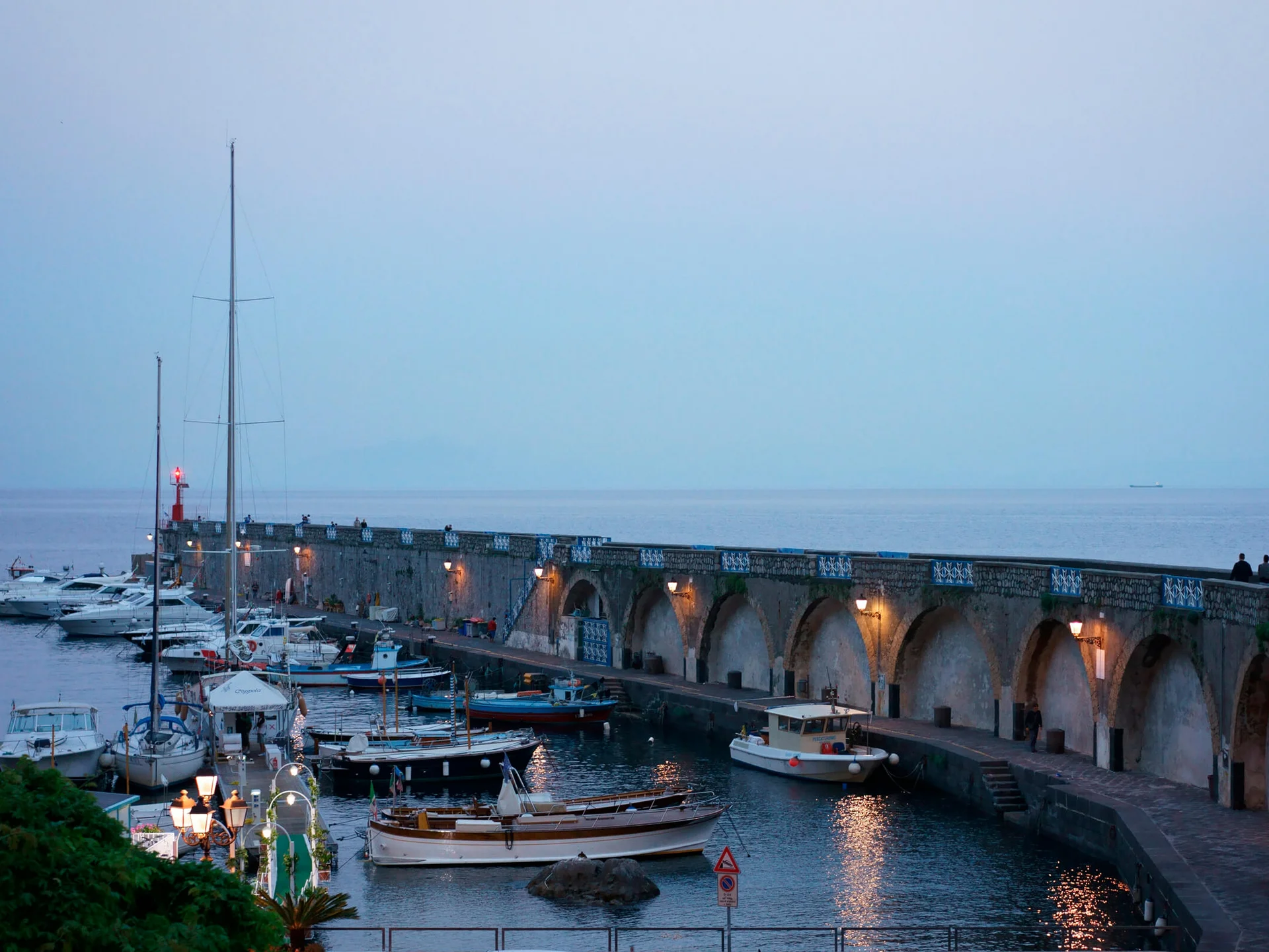 Hotel a 4 stelle in Costiera Amalfitana: Aurora. Hotel a 4 stelle in Costiera Amalfitana: Aurora.